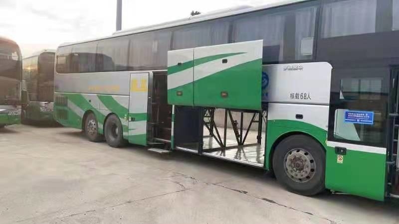68 좌석 Yutong 버스 여행 이용된 여객 버스 ZK6146 디젤 왼손 조타 2013 년