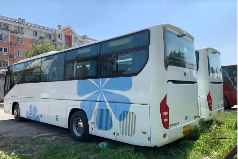 2014 년 51 좌석 Zk6119는 Yutong 버스를 새로운 좌석 40000km 마일리지로 코치 버스를 사용했습니다.