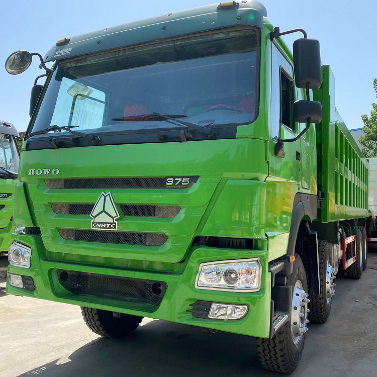 사용된 Howo Sinotruk 쓰레기 트럭 8x4 드라이브 모드 초침 Howo 375 마력 팁 주는 사람 트럭