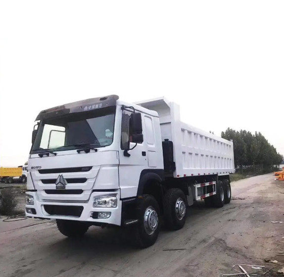 사용된 다 색깔 Howo 쓰레기 트럭 8x4 드라이브 모드 Sinotruk Howo 375Hp 팁 주는 사람 트럭
