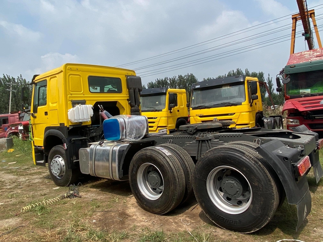 좋은 상태를 가진 중고 HOWO 375hp 트랙터 트럭 6*4 초침 Howo 트랙터 머리