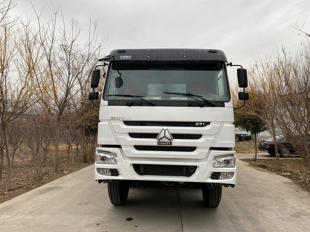 사용된 시노트루크 호워 317Hp 2유로 설명서 4X2 6X4 8X4 디젤 엔진 머리 트랙터 트럭