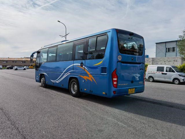 작은 대형 버스 사용된 유통은 39 자리 유차이 엔진 에어백 샤시를 중고로 버스로 나릅니다