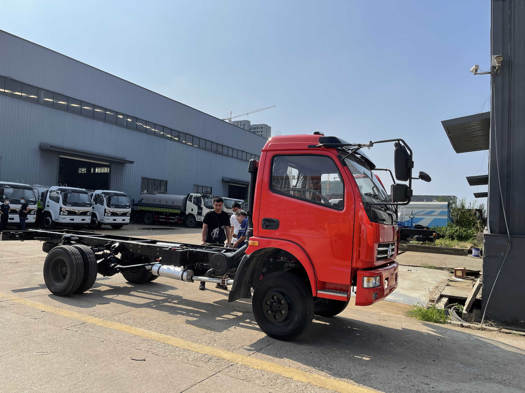 DF 4*4 샤시 3.2 Ｔ 사용된 트랙터 트럭 초침 140 에이치피 4륜 구동 샤시