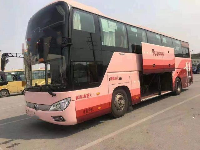 사용된 투어 코치를 구경하는 도시 공공 교통 사용된 유통 버스는 LHD 디젤 엔진 유럽 Ｖ 중고 버스를 버스로 나릅니다