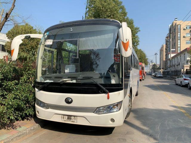 AC Zk6115 49 인승 버스 유통 버스 설명서 RHD / LHD와 사용된 대형 버스