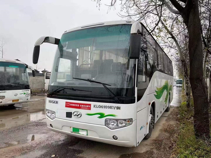 새로운 47대 자리 전기 사용된 더 높은 버스 KLQ6109ev 사용된 대형 버스는 어떤 사고도 연료를 공급하지 않습니다