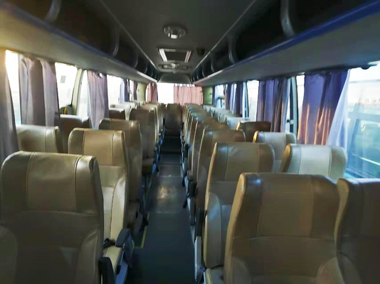 사용된 유통 승객 대형 버스 49 승객 인승은 유차이 엔진으로 ZK6110을 모델링합니다