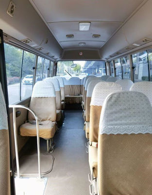2010년 20 자리는 밑받침 버스를 사용했습니다, 사용된 미니 버스 토요타 밑받침이 좋은 상태에서 2TR 가솔린 엔진으로 버스를 탑니다