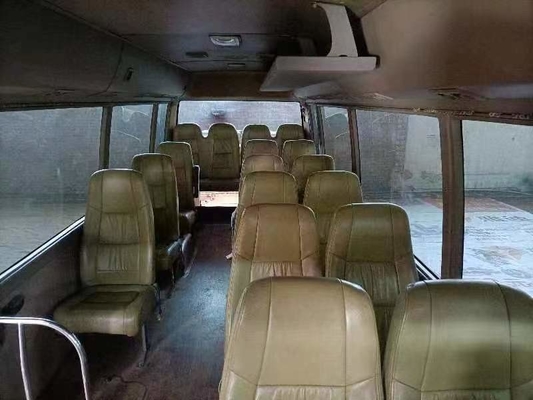 2013년 30 자리 사용된 밑받침 버스는 15B 디젤 엔진과 미니 버스 토요타 밑받침 버스를 사용했습니다